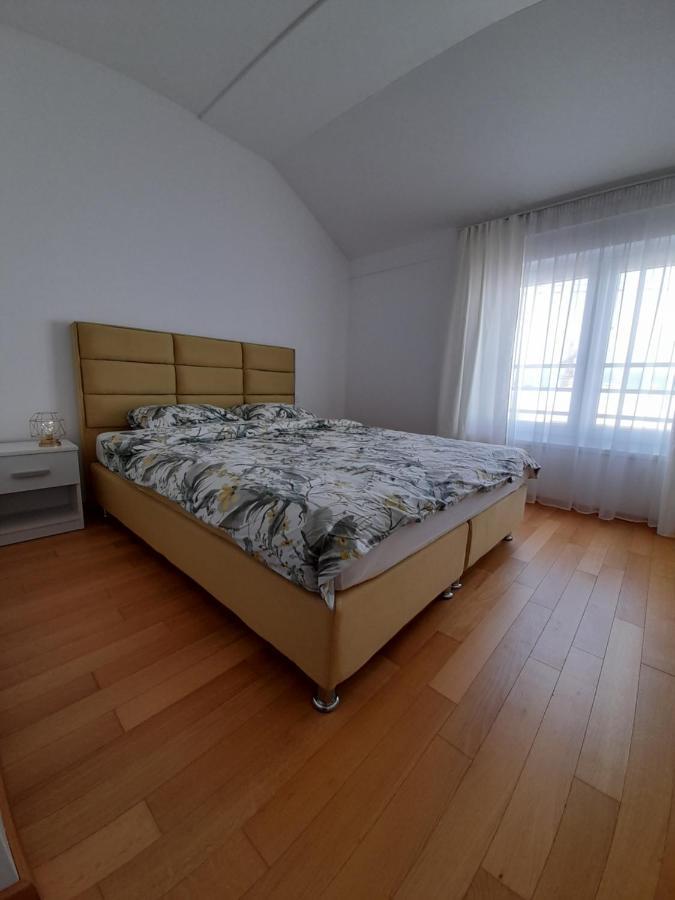 Apartman Lena Banja Luka Exterior foto